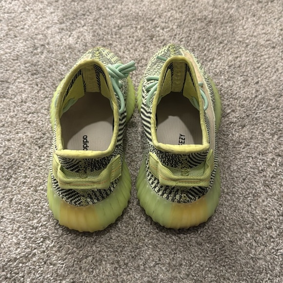 yeezy lime green - nonreflective - Picture 3 of 6